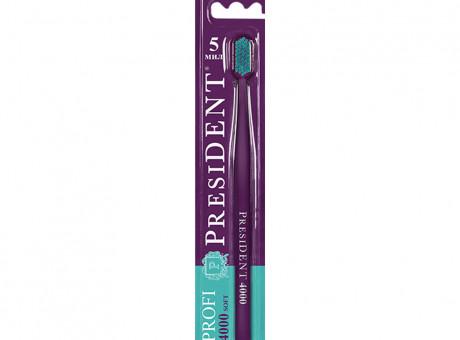 Зубная щетка 